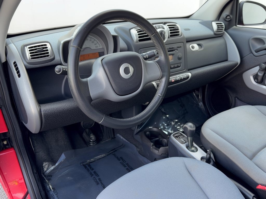 Used 2009 smart fortwo passion RWD image 4