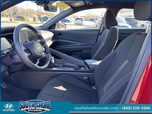 Certified 2025 Hyundai Elantra Sport w/ Cargo Package image 16