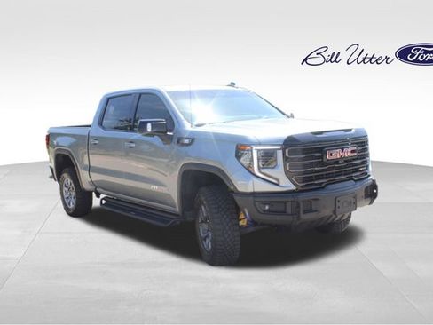Used 2025 GMC Sierra 1500 AT4X AWD/4WD image 3