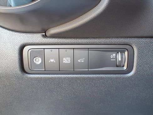 New 2026 Chevrolet Equinox EV RS image 17