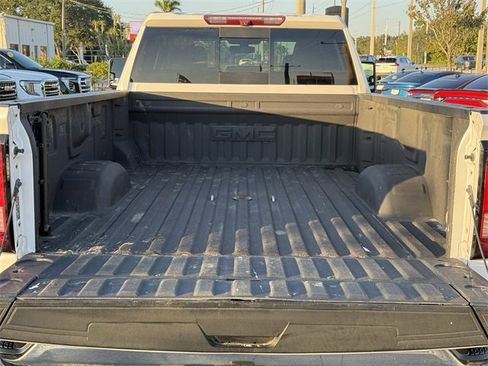 Used 2023 GMC Sierra 3500 SLT w/ SLT Convenience Package image 14