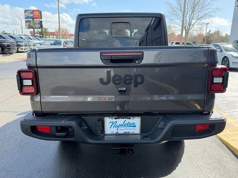 New 2026 Jeep Gladiator Willys image 8