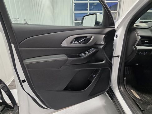 Used 2023 Chevrolet Traverse LT w/ LPO, Floor Liner Package image 25