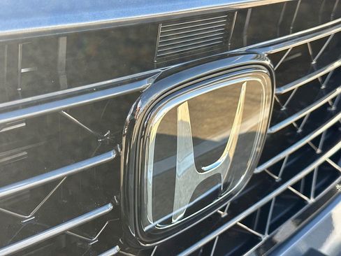 New 2025 Honda Accord LX image 10