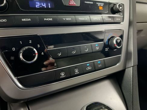 Used 2017 Hyundai Sonata Sport image 16