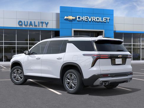 New 2026 Chevrolet Traverse LT w/ Driver Confidence Package FWD image 27