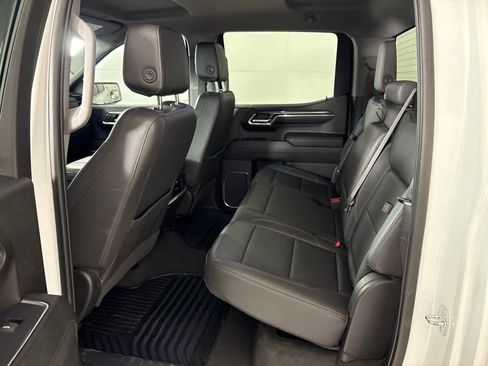 Used 2023 Chevrolet Silverado 1500 LTZ AWD/4WD image 31