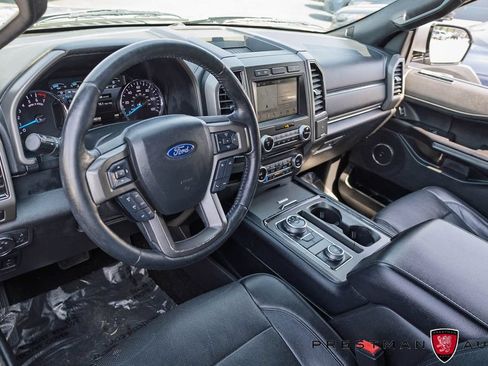 Used 2018 Ford Expedition Max XLT w/ Equipment Group 202A AWD/4WD image 21