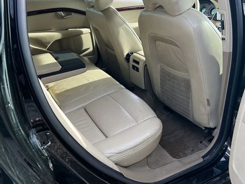 Used 2008 Volvo XC70 3.2 image 28