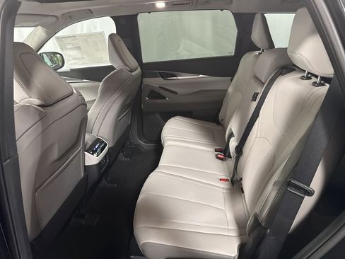 Certified 2026 INFINITI QX60 Luxe w/ Cargo Package image 28