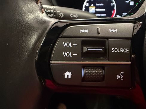 Used 2025 Honda HR-V Sport image 17