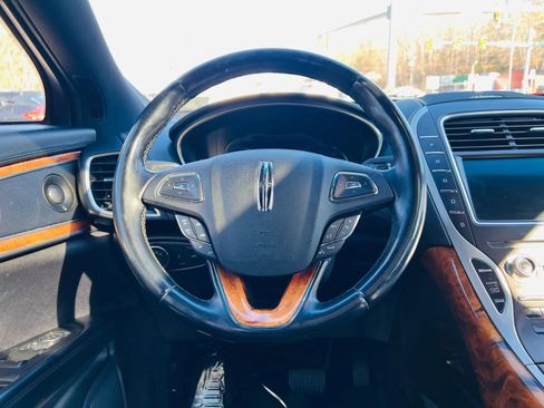 Used 2016 Lincoln MKX Select w/ Select Plus Package image 28