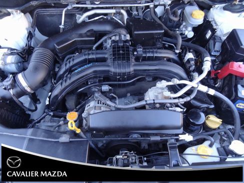 Used 2019 Subaru Crosstrek 2.0i Premium w/ Eyesight System image 41