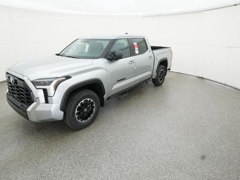 New 2026 Toyota Tundra SR5 w/ TRD Off-Road Package AWD/4WD image 29