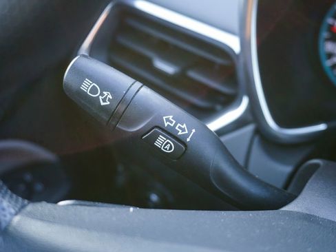 Used 2023 Chevrolet Equinox LS image 21