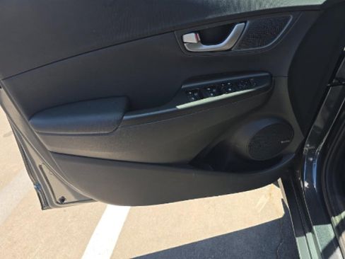 Used 2020 Hyundai Kona Ultimate AWD/4WD image 10