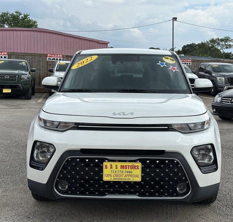 Used 2022 Kia Soul EX FWD image 1