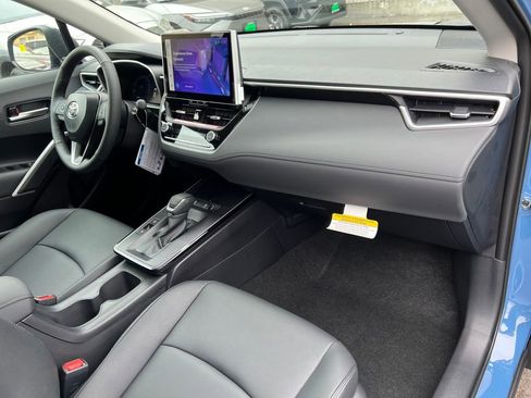 New 2026 Toyota Corolla Cross XLE image 18