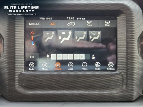 Used 2022 Jeep Wrangler Unlimited Sport AWD/4WD image 17