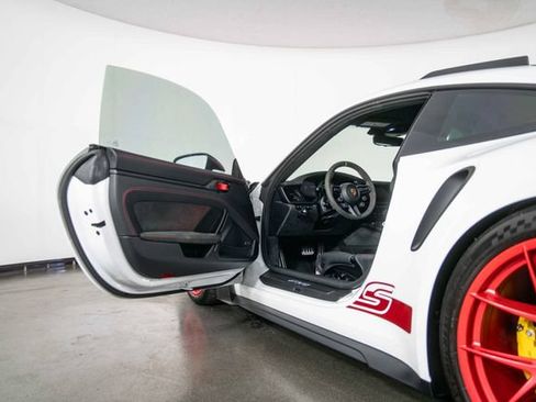 Used 2024 Porsche 911 GT3 RS w/ Weissach Package RWD image 15
