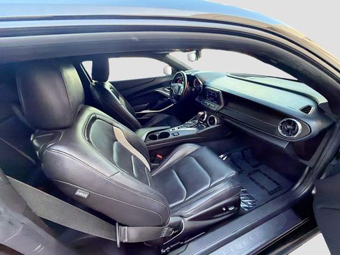 Used 2022 Chevrolet Camaro LT w/ RS Package image 28