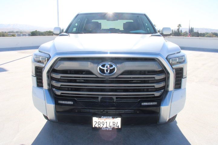 Used 2024 Toyota Tundra Limited AWD/4WD image 8