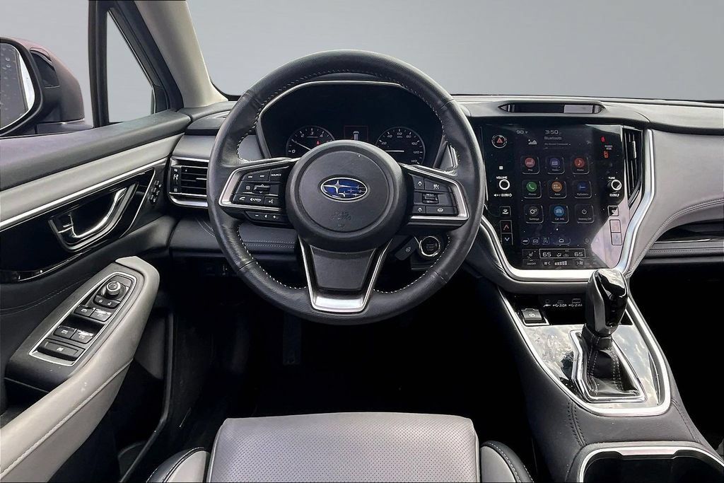 Certified 2025 Subaru Outback Limited AWD/4WD image 8