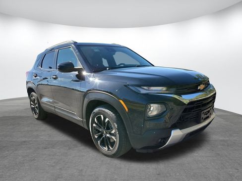 Used 2022 Chevrolet TrailBlazer LT w/ Driver Confidence Package image 20