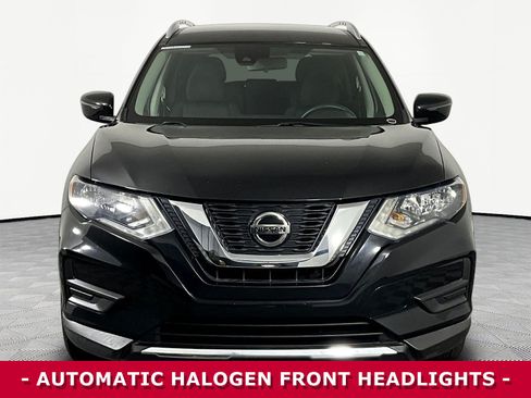 Used 2020 Nissan Rogue SV FWD image 2