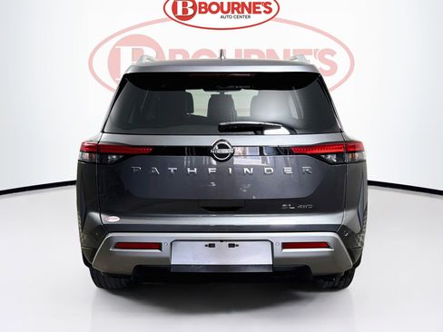 Used 2025 Nissan Pathfinder SL image 9