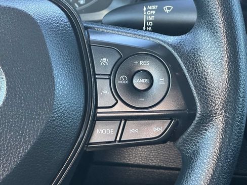 Used 2024 Toyota Corolla LE FWD image 21
