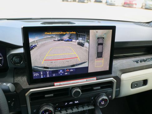 Certified 2024 Toyota Tacoma Limited w/ Limited Package (LT) AWD/4WD image 23