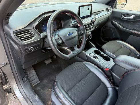 Used 2025 Ford Escape ST-Line Select AWD/4WD image 15