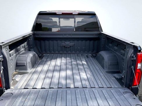 Used 2023 Chevrolet Silverado 1500 LTZ AWD/4WD image 5