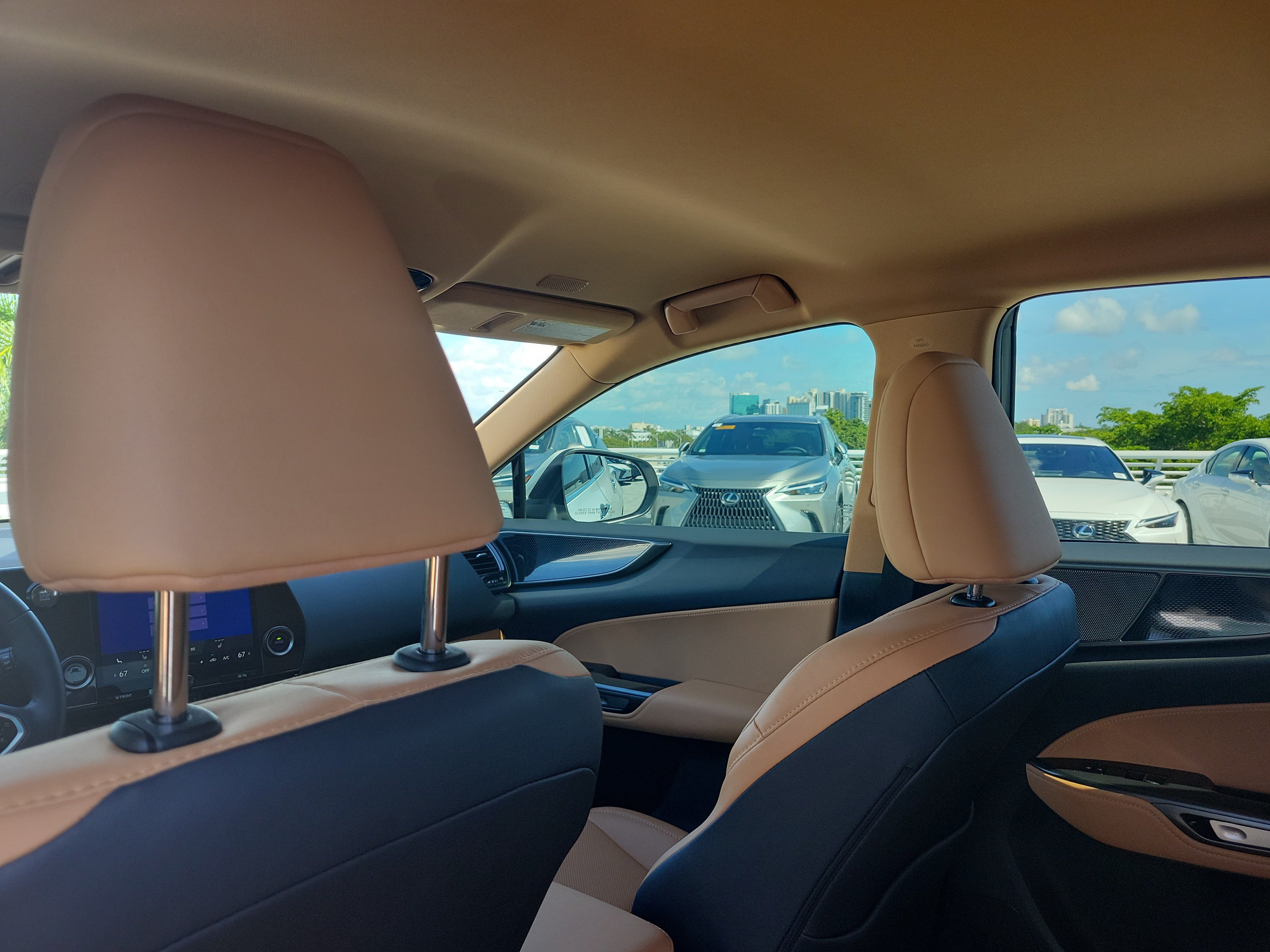Used 2025 Lexus NX 250 FWD w/ Accessory Package (Z2) image 14