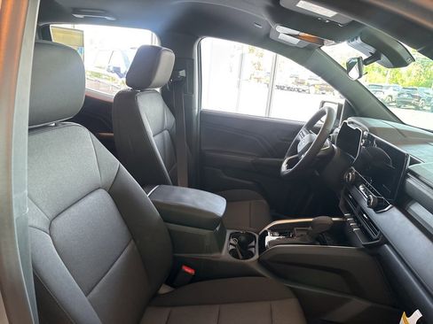 New 2025 Chevrolet Colorado W/T w/ WT Custom Package image 30