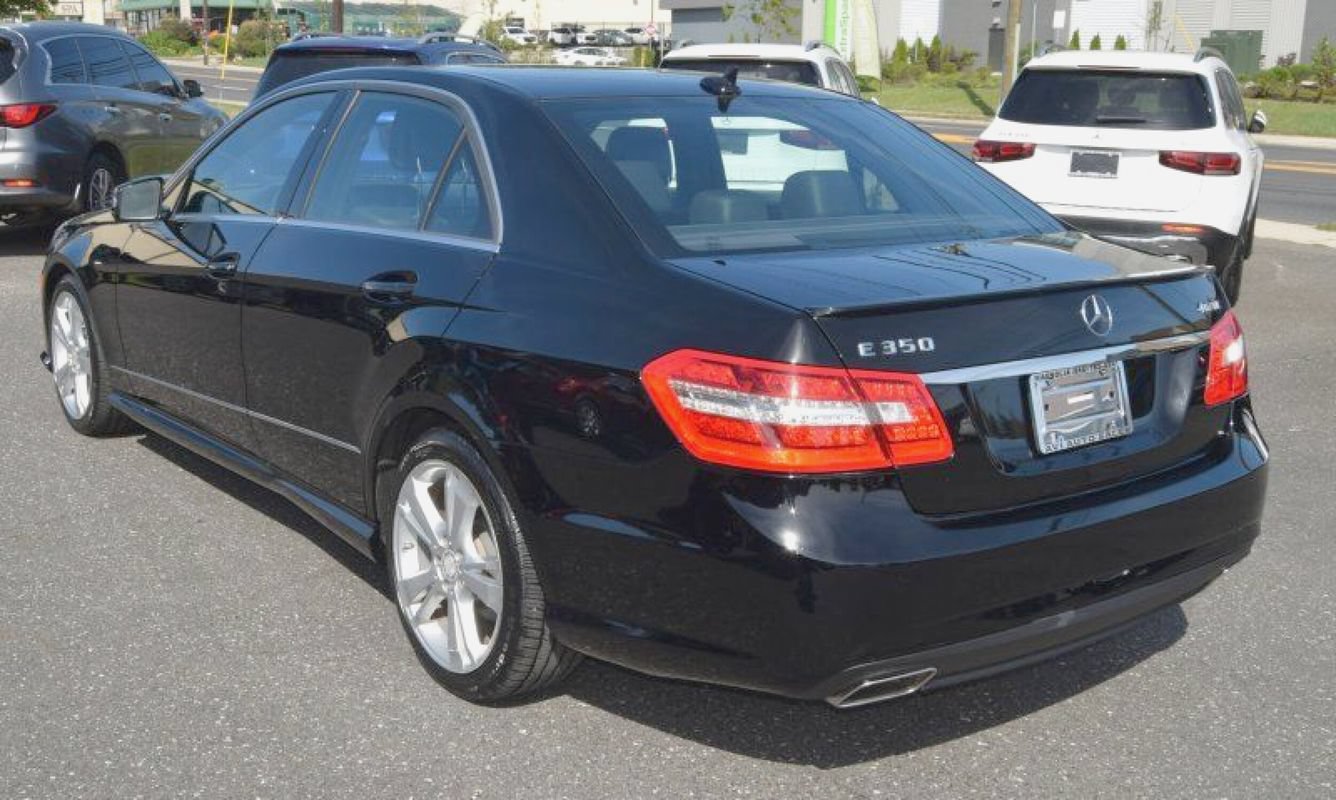 Used 2013 Mercedes-Benz E 350 4MATIC Sedan image 8