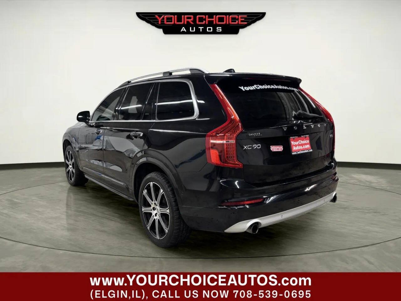 Used 2018 Volvo XC90 T5 Momentum w/ Convenience Package FWD image 3
