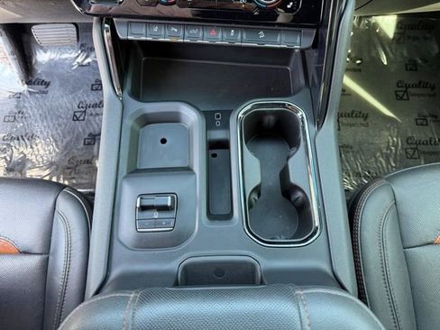 Used 2024 GMC Sierra 2500 AT4 w/ AT4 Premium Plus Package image 20