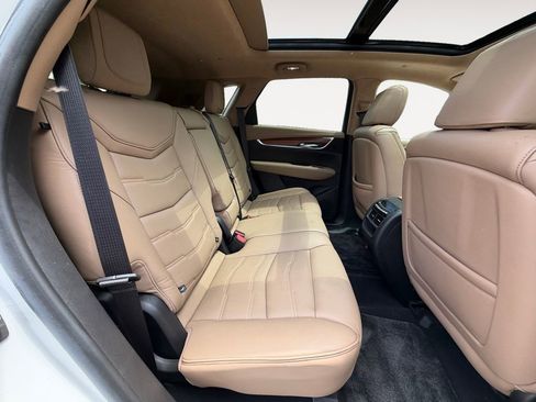 Used 2018 Cadillac XT5 Platinum AWD/4WD image 15
