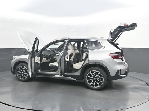 New 2026 BMW X1 xDrive28i w/ Technology Package AWD/4WD image 43