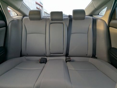 Used 2019 Honda Civic EX image 19