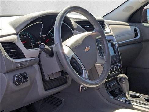 Used 2016 Chevrolet Traverse LTZ image 2