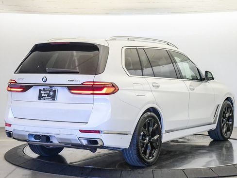 Used 2026 BMW X7 xDrive40i w/ Premium Package AWD/4WD image 5