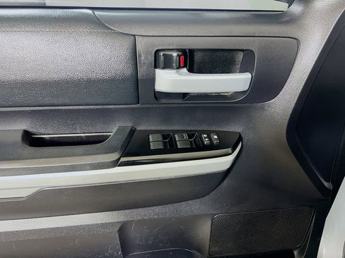 Used 2020 Toyota Tundra SR5 image 5