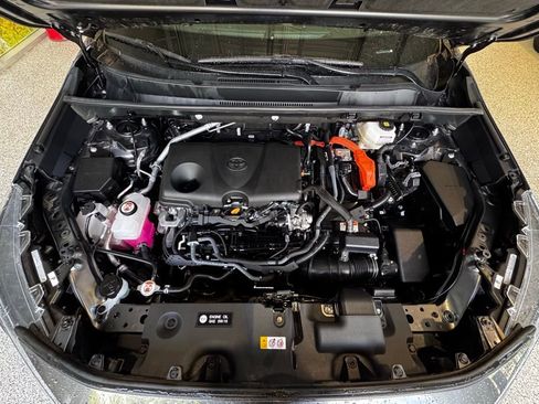 Used 2024 Toyota RAV4 XSE w/ Advanced Technology Package image 16