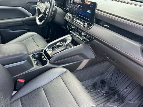 Certified 2023 Chevrolet Colorado Z71 w/ Z71 Convenience Package 2 image 19