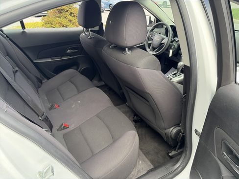 Used 2012 Chevrolet Cruze LT image 21