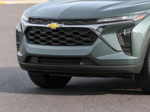 New 2026 Chevrolet Trax LS FWD image 7