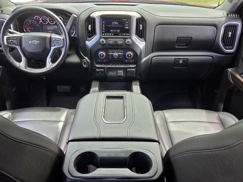 Used 2019 Chevrolet Silverado 1500 LT Trail Boss AWD/4WD image 12
